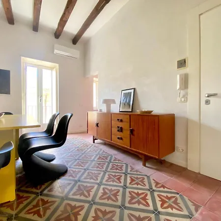 Kleomene Tempio Di Apollo Apartment